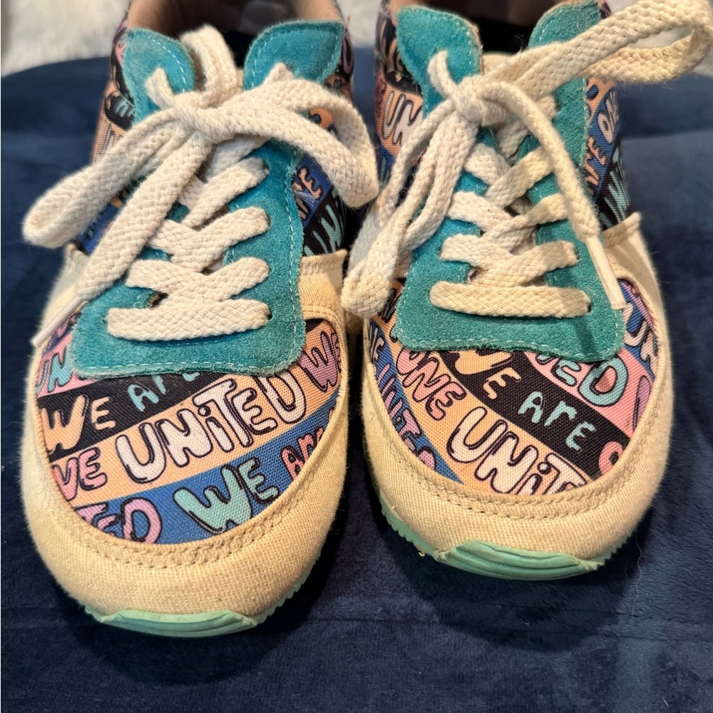 Inkkas Multicolor 'We Are United' Sneakers